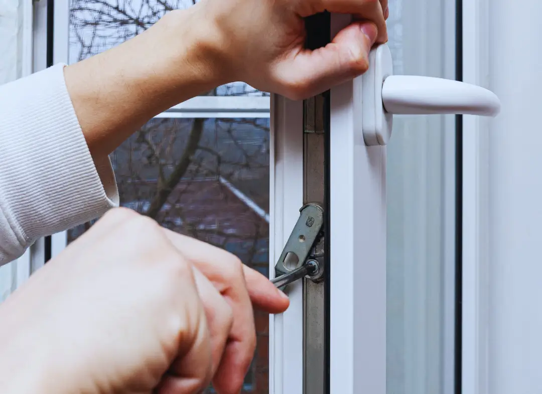 Réparation serrure de fenêtre Saint-Ay